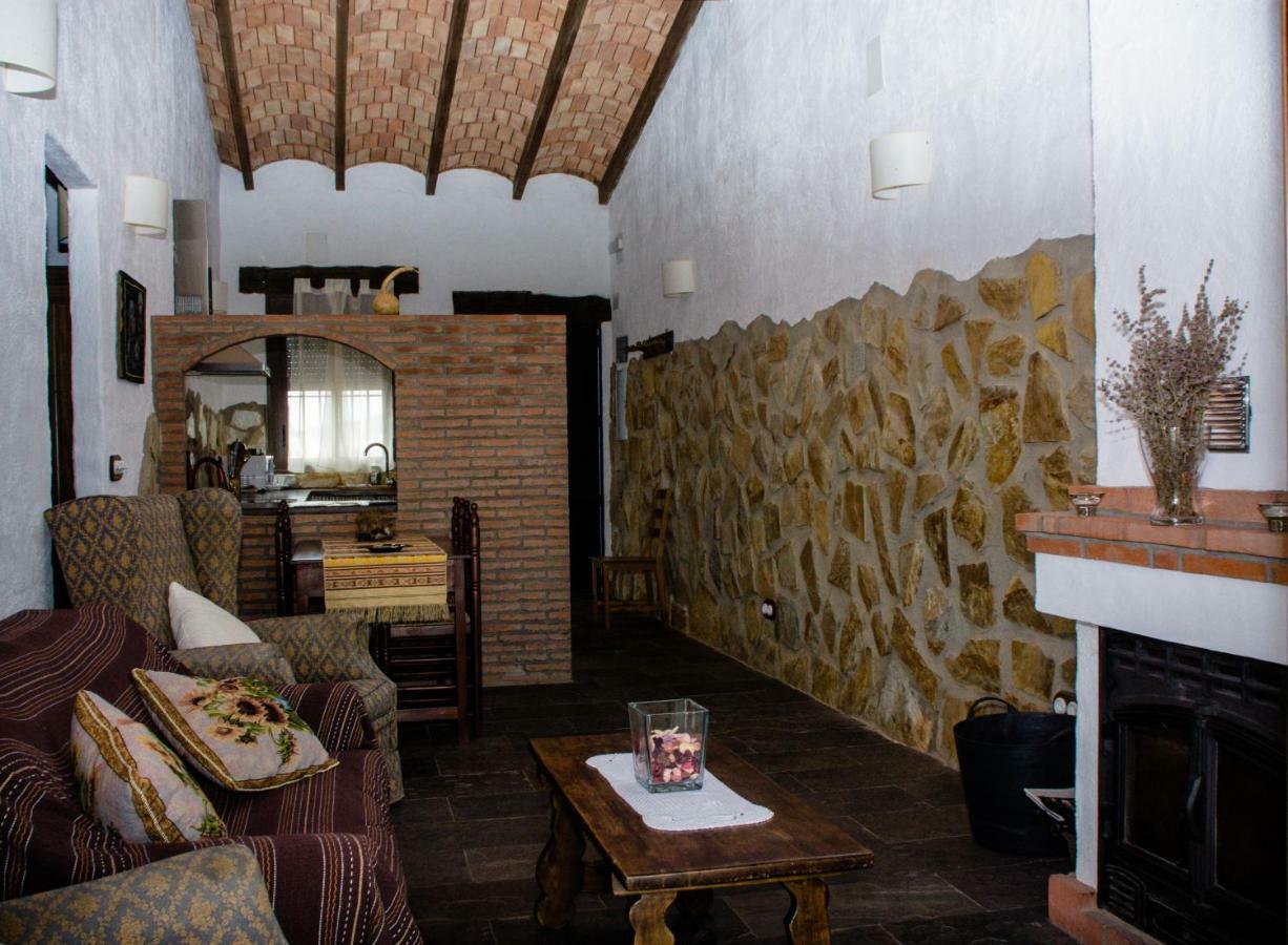 Pensjonat Mirador De Fuentes Fuentes de León Zewnętrze zdjęcie